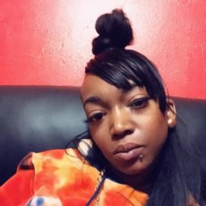 Meet your Posher, Renae